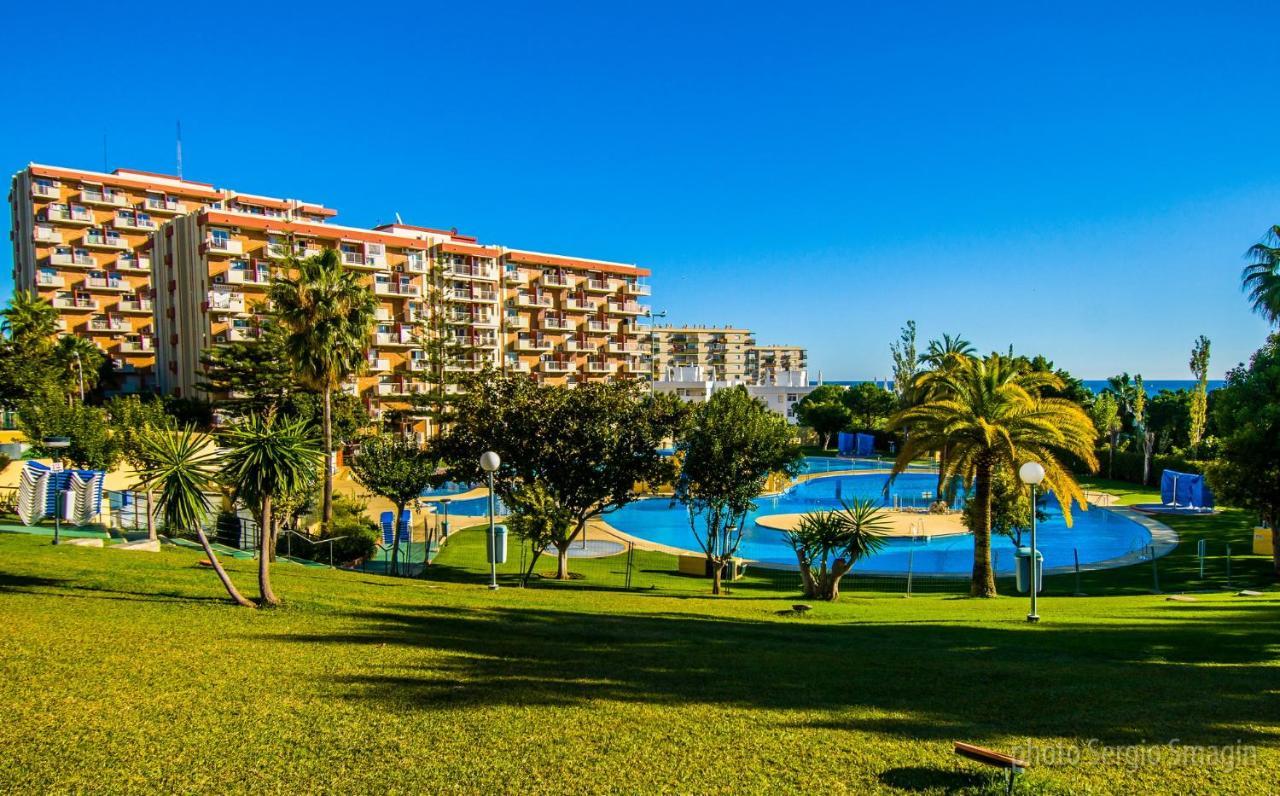 706 Minerva Apartamentos - Vista Al Mar Y La Piscina - Piscina Y Playa Benalmadena Bagian luar foto